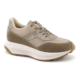 Women leather sneakers A005359